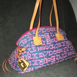 🔥 FLASH SALE🔥Dooney&Bourke sport flock Carla Bag